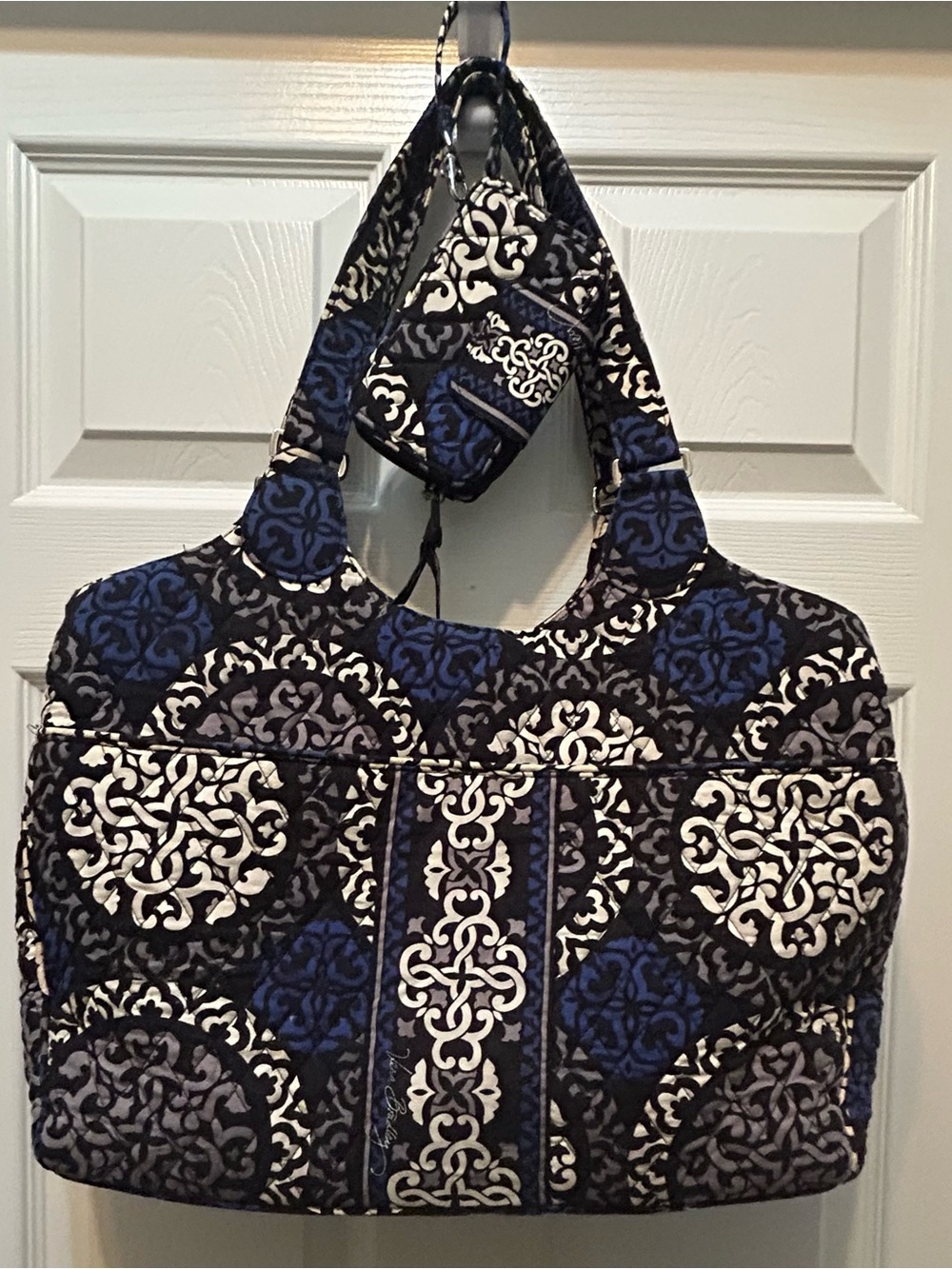 Vera Bradley laptop carryall and smartphone wristlet in canterberry coltbalt
